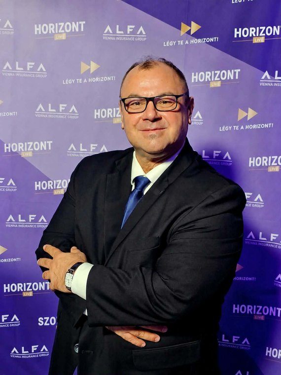 Gáspár Csaba, Üzleti Vezető
